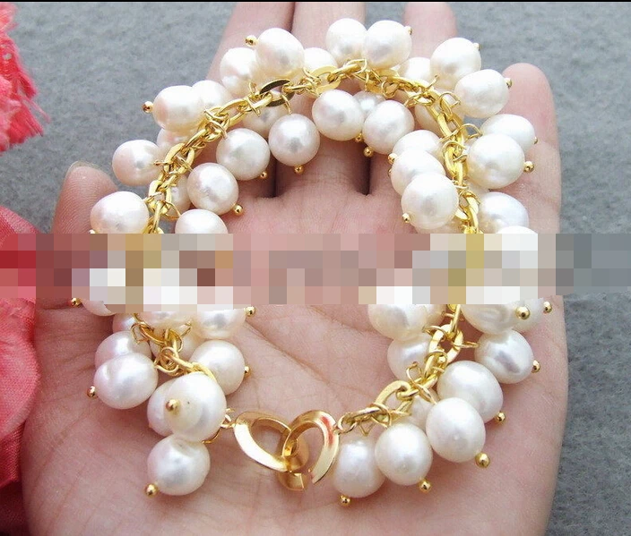 

09522 White Baroque Pearl Bracelet