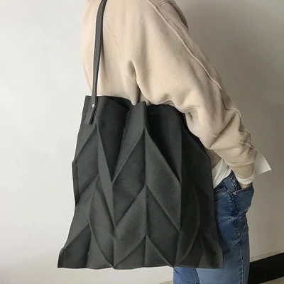 

Pleat shoulder bags Lightweight and durable totes bags