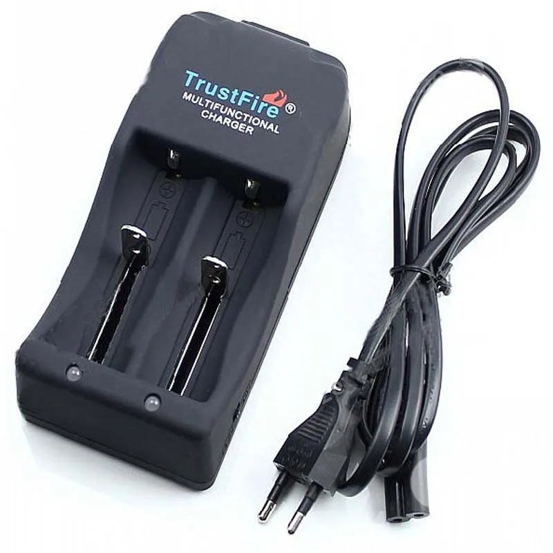 

TrustFire TR-006 3.0V/3.7V 1A Multifunctional 26650/18650 Full Automatic Intelligent Battery Charger