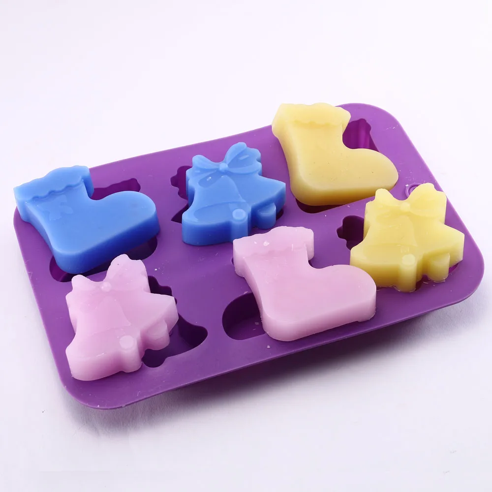 T0916J0334D Silicone Mold Chirstmas Boot Bell detail 10