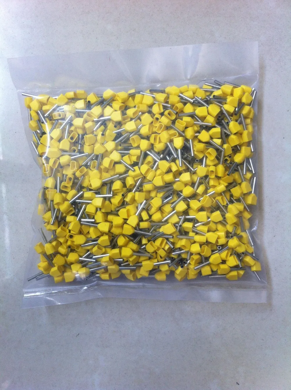 

TE0508 Terminales 2x22 AWG Dual Entry Wire Bootlace Ferrules For 2 X 0.5mm2 .8mm wire crimp terminal