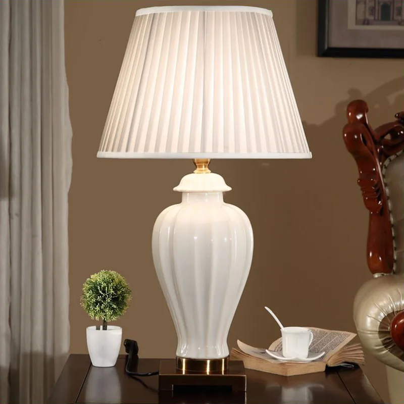 

Chinese White Ceramic Table Lamp Bedroom Beside Desk light Fashion Study Table Light Parlor Museum Home lighting G581