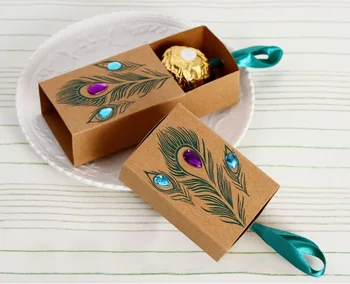 

1000pcs Peacock Feather Candy Boxes Drawer Design Chocolate Box Rhinestone Kraft Paper Gift Boxes 7.5*5*3cm wen5998