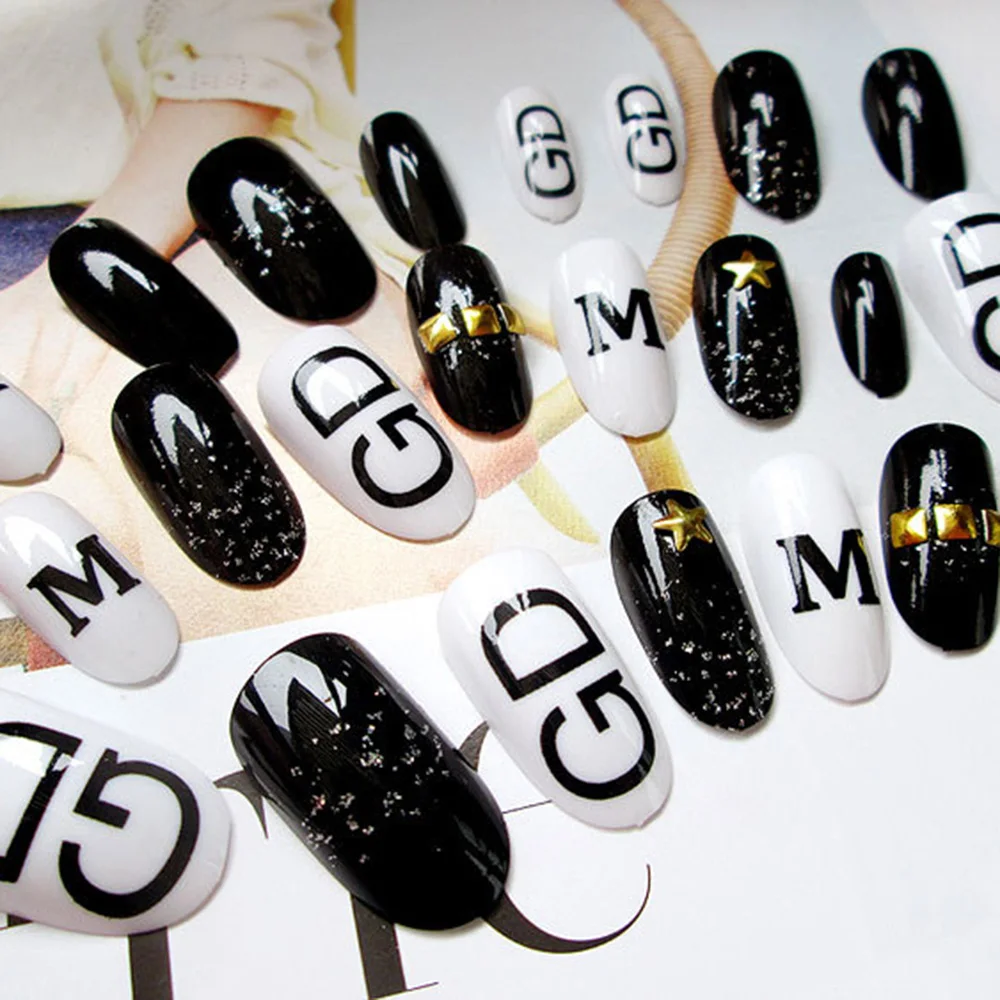 24 шт./Набор ногтей тенденция режим Klinknagel НЭП Nagels Zwart en Wit ЦВЕТ краткое Ontwerp DIY