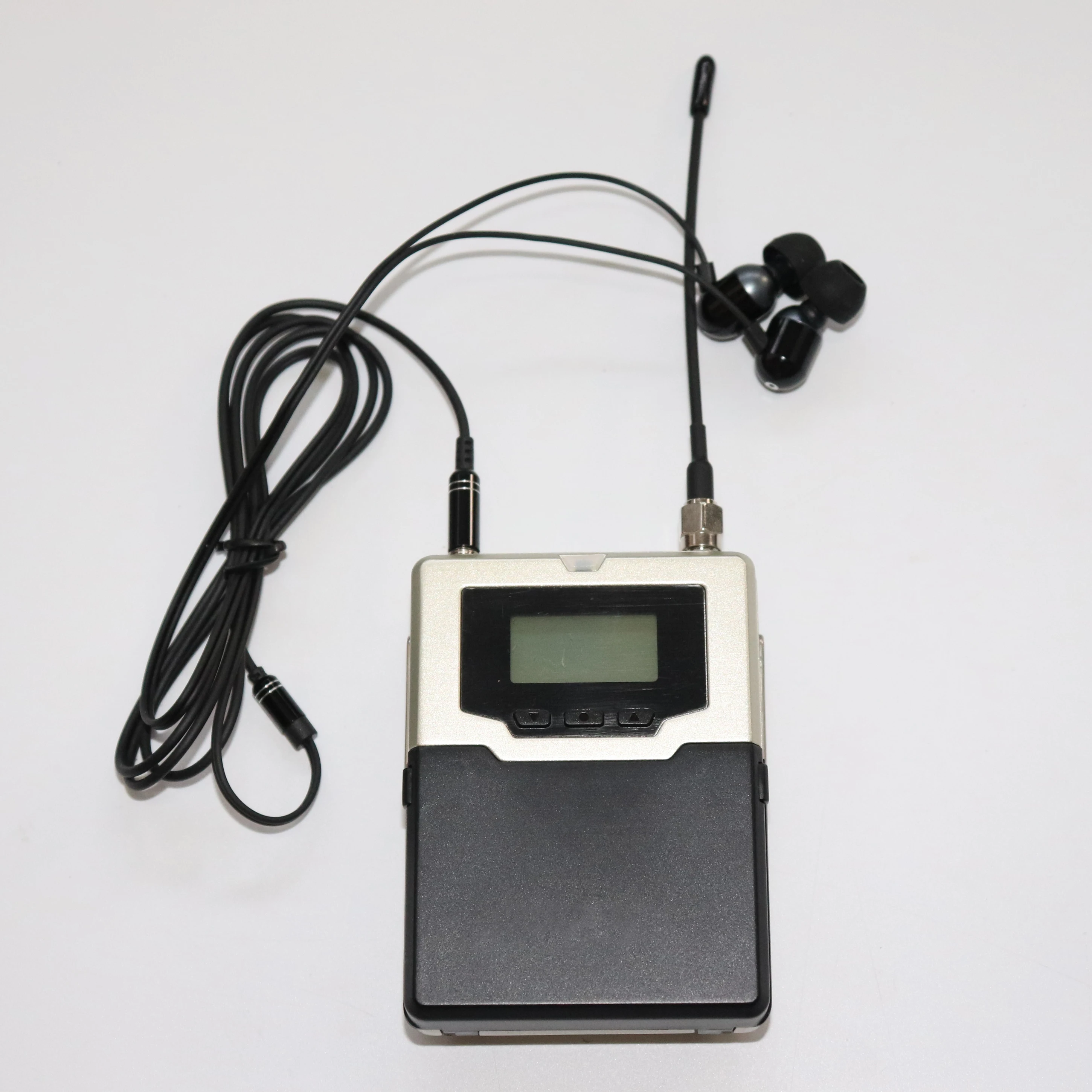 Betagear professional audio stage L560 IEM Uhf in