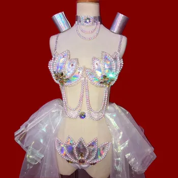 

Sexy Silver Rhinestones Bikini Outfit Women Stones Chains Bra Skirt Costume Female Singer Dance Wear Birthday Celebrate Clothing
