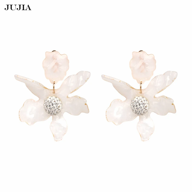 

JUJIA Trendy Elegant Flower Charm Wedding Jewelry Clip Earrings Accessories Resin Earrings For Women