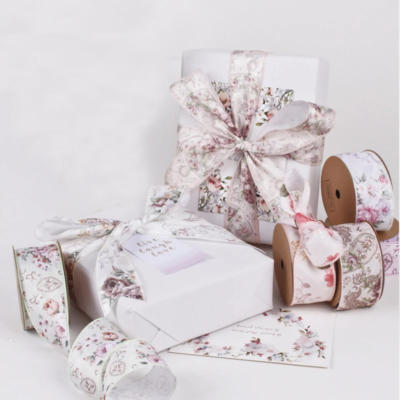 10 ярдов/рулон высокое качество 40 мм Цветок атласные ленты с рисунком DIY ручной работы материал Рождество Свадебная вечеринка подарочная упаковка