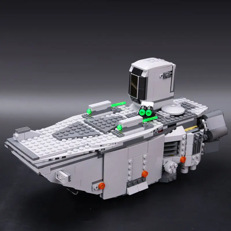 

IN STOCK Lepin 05003 Star 845Pcs Force Awakens First Order Transporter Toys Building Blocks model Educational toy 75103 Wars