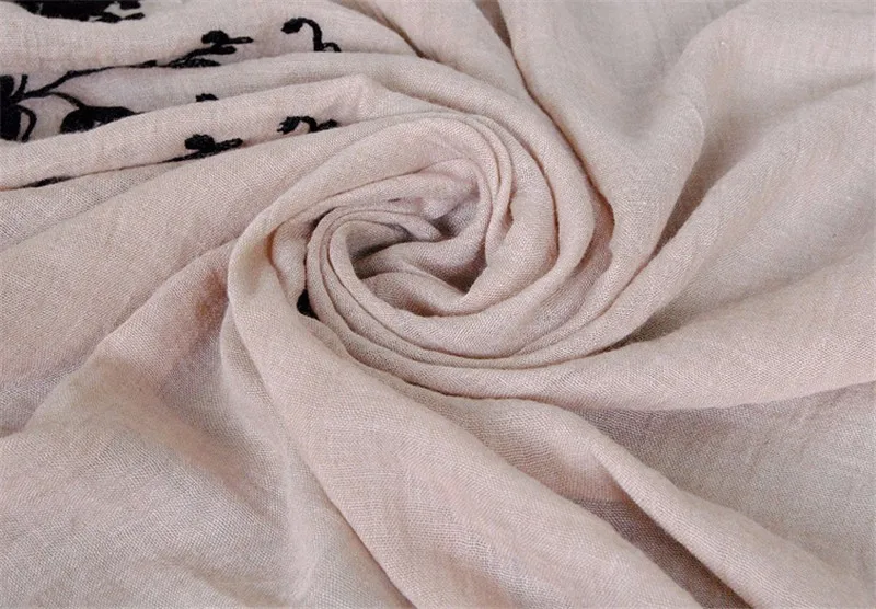 2605336554_176986948