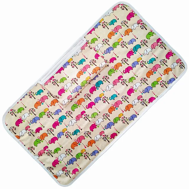 Baby-Portable-Foldable-Washable-Compact-Travel-Nappy-Diaper-Changing-Mat-Waterproof-Infant-Baby-Floor-Mat-Change.jpg_640x640 (1)
