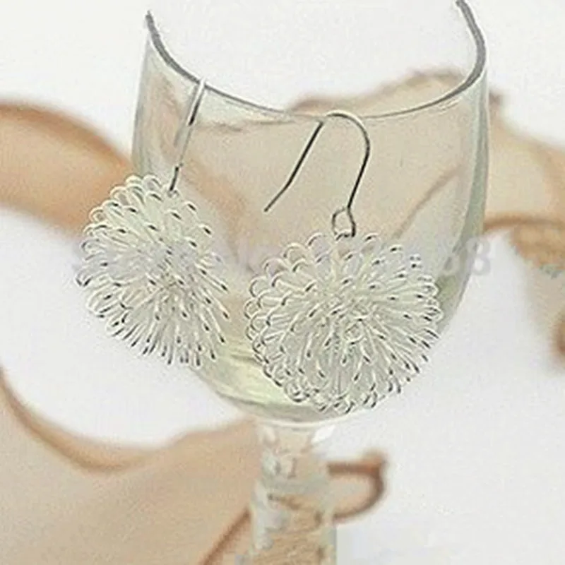 

New Fashion 2019 Unique new pattern dandelion earrings vintage jewelry wholesale accessories Crystal shop