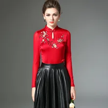 Лидер продаж Новое поступление Женская мода тонкий стенд воротник Вышивка под рубашку женский Винтаж осенние красные футболки Футболки