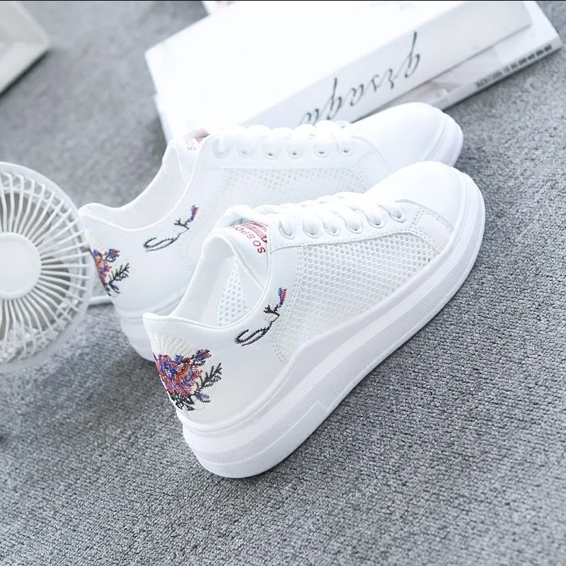 

Women Casual Shoes Summer 2018 Spring Women Shoes Fashion Embroidered Breathable Hollow Out Lace-Up Women Ladies Sneakers