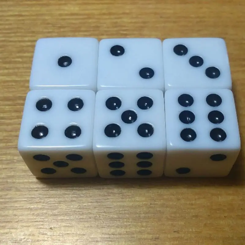 Free shipping 6pcs 6 sided D6 dice 14mm white with black pips dice for