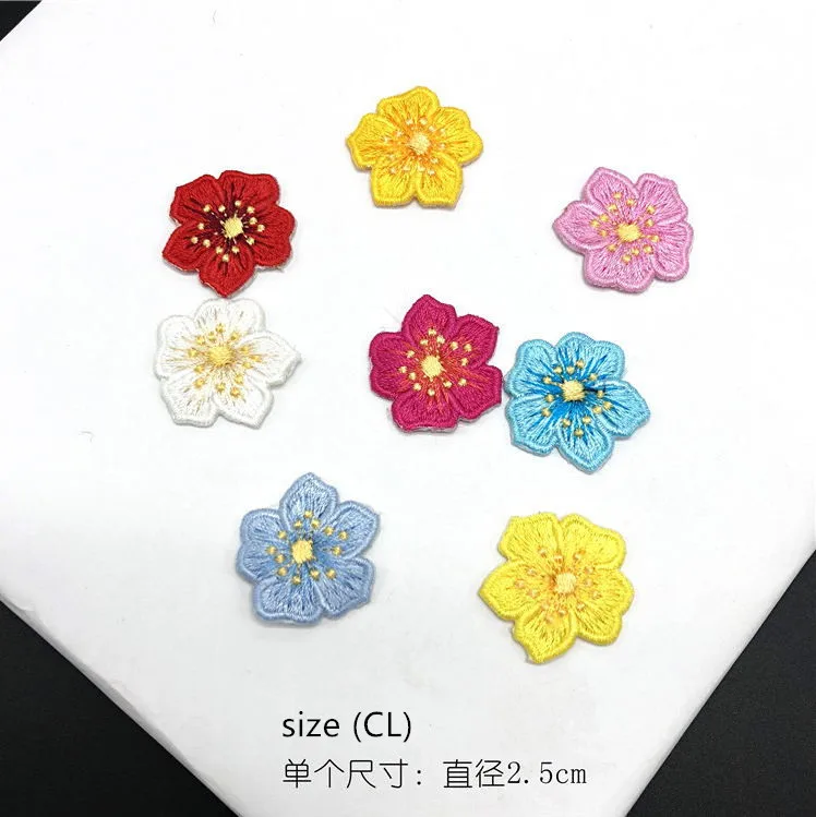 New arrival 20 pcs 2.5cm flower Embroidered patches iron on Jeans coat tshirt bag dress decor repair Motif accessory diy | Дом и сад