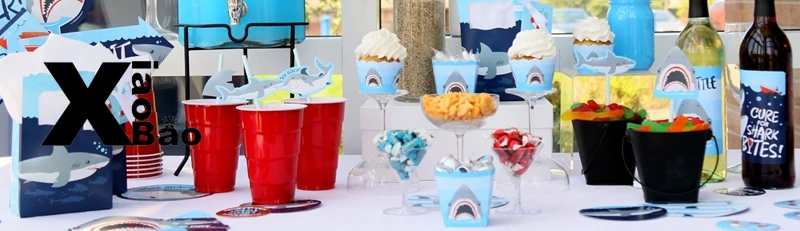 Shark-Zone-Party-Decorations-2