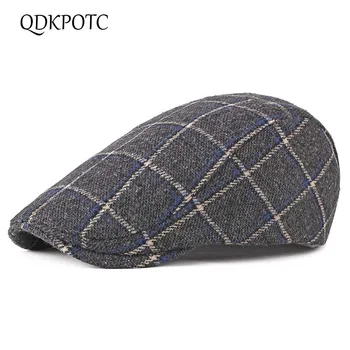 

QDKPOTC 2018 New Autumn Winter Beret Cap Unisex Mens Hat plaid Beret England Retro Men Women Woolen Flat Cap Boina Hat