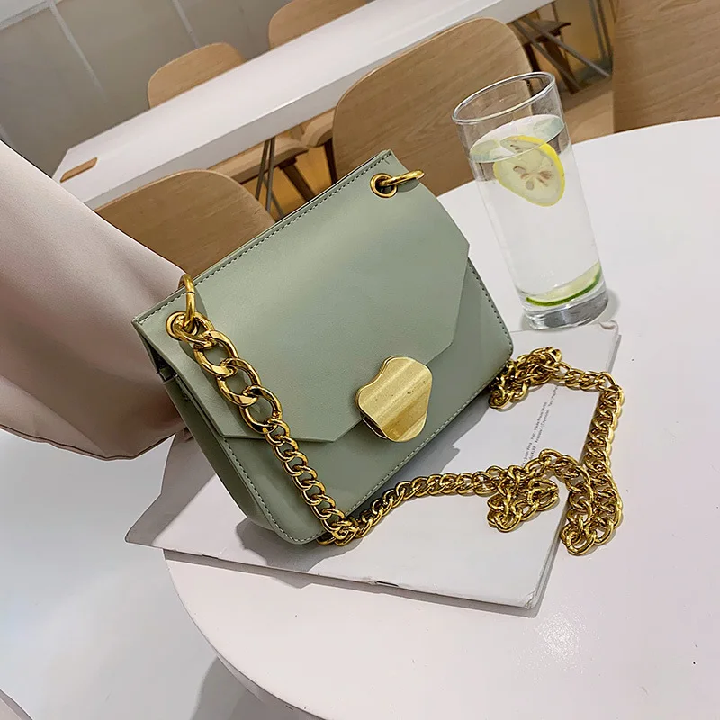

Small bag female 2019 new wave simple Korean version of the wild shoulder bag fashion chain slung saddle bag