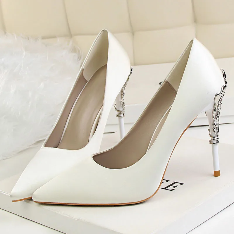 bridal shoes wedding shoes woman gold high heels pointed toe pumps women shoes high heel ladies shoes zapatos de novia - Цвет: White