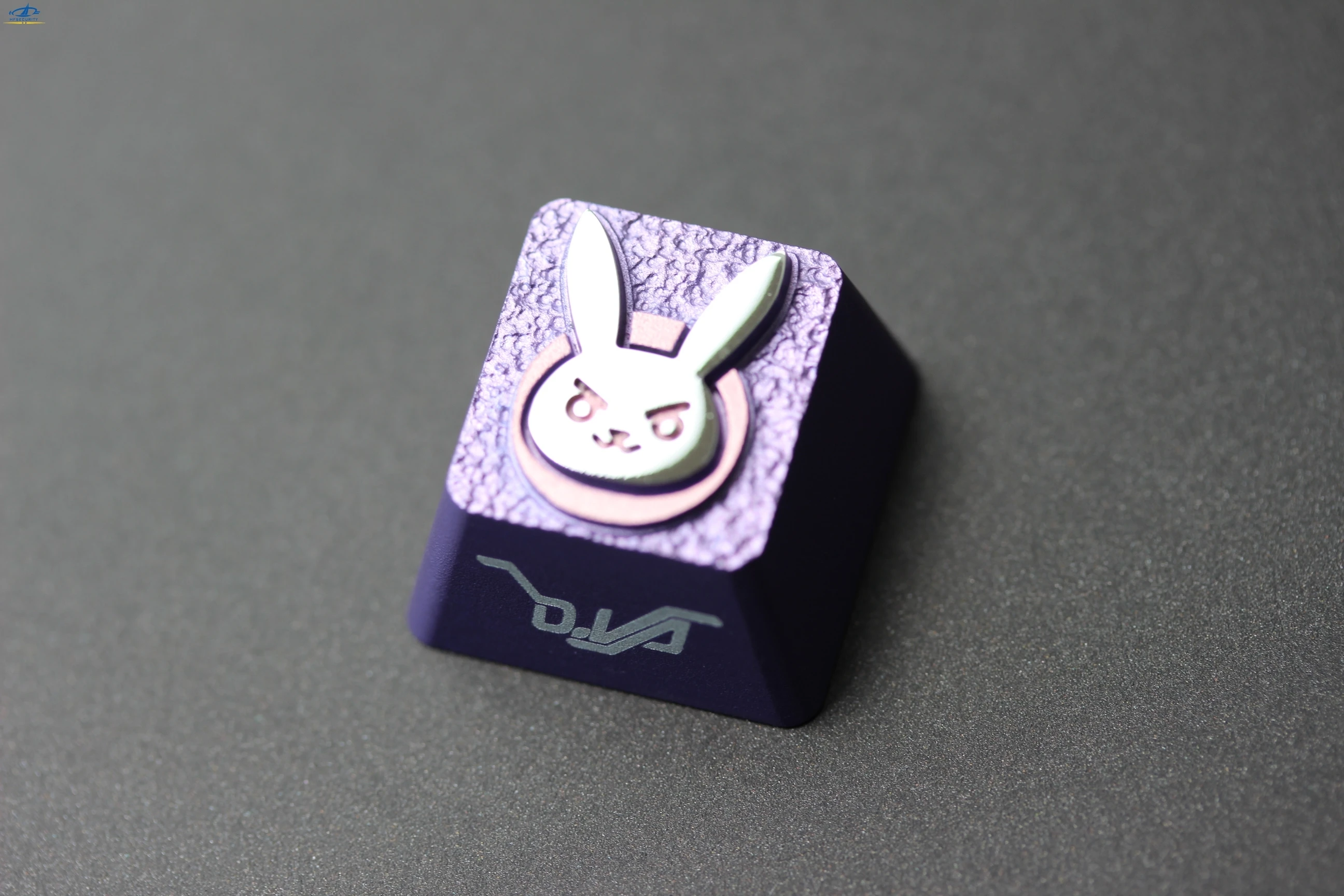 

[HFSECURITY] DVA Pink Color 3D Aluminuim key Cap D. Va Keycaps for Mechanical Keyboard