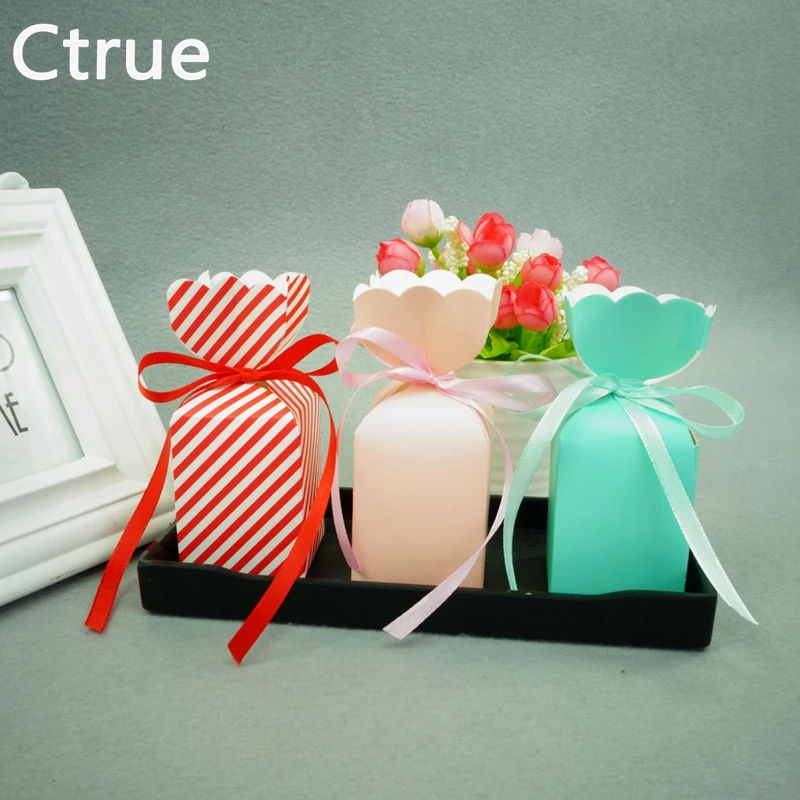 50pcs-lot-5cmx5cmx6cm-Candy-Box-Rustic-Wedding-Candy-Boxes-with-ribbon-wrap-wedding-favors-and-gifts-1