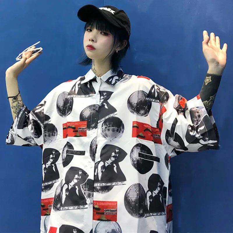 المتناثرة BF الصيف النساء البلوزات خمر طباعة عارضة المعتاد بلوزة قصيرة الأكمام رفض طوق قميص قمم للجنسين الشارع الشهير