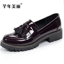 Новая модная женская обувь на плоской подошве лоферы из лакированной кожи с бахромой размера плюс 41, 42, черный цвет Женская обувь винно-Красного цвета zapatos mujer huarche