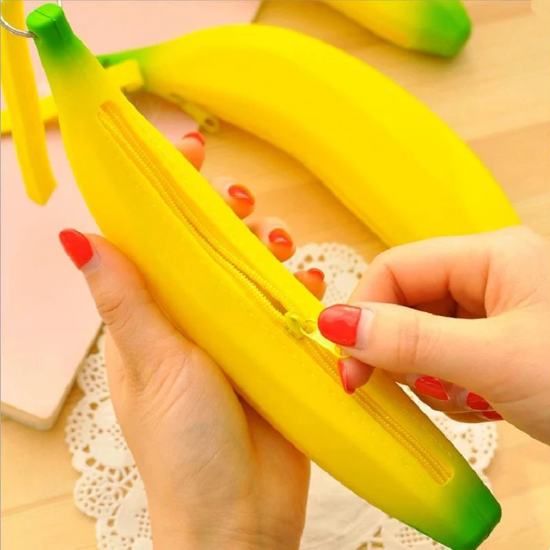 

1 pc Unisex Men Women Girls silicone coin purse Portable fruits Banana 3D printing coin bag Pencil Pen Case Purse Bag Wallet