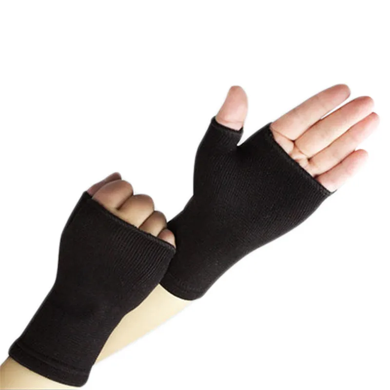 1 пара 16*9 см для мужчин и женщин тонкие дышащие перчатки с полупальцами эластичные запястья поддерживает артрит бандаж рукав впитывает пот носить - Цвет: Черный