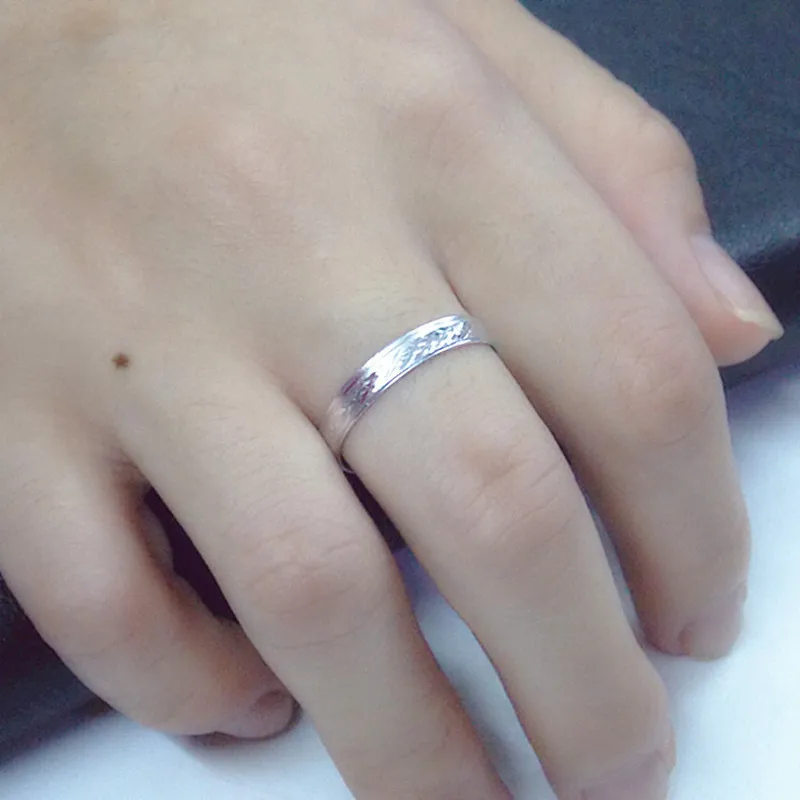 Классическое простое модное тонкое узкое титановое кольцо серебряное/золотое кольцо Мужские и женские модели обручальное кольцо с геометрическим хвостом