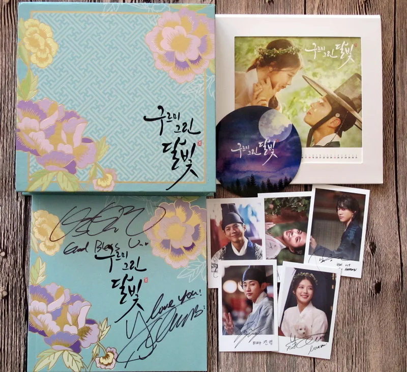 

Love in the moonlight autographed Park Bo Gum Kim You Jung 2016 OST 2CD+photobook new korean version 10.2016
