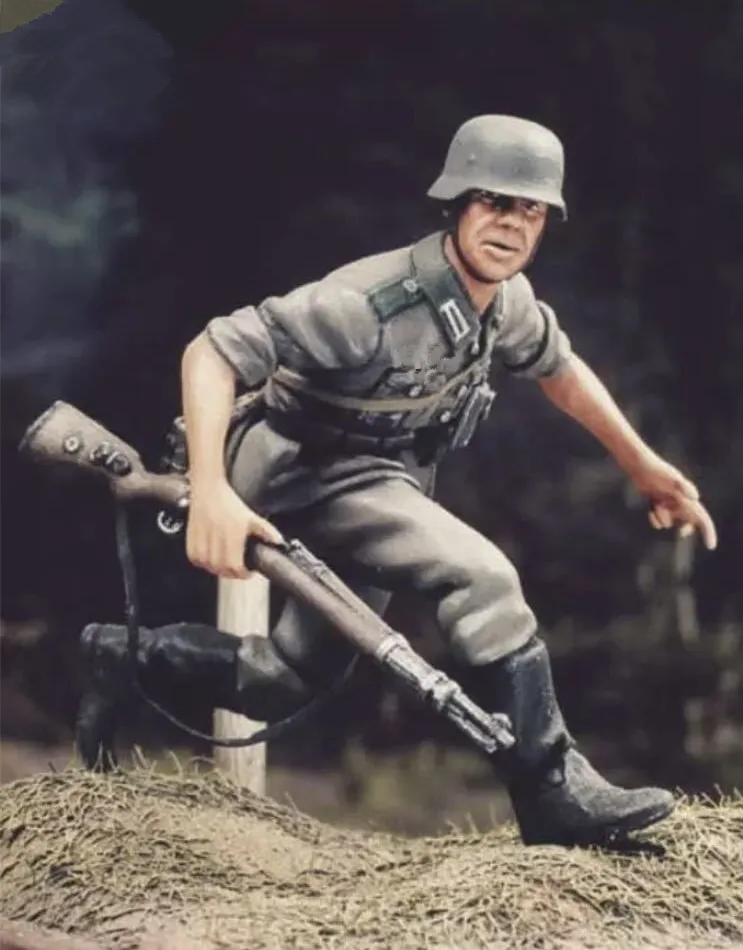 

1/35 Resin Figure Model Kit Unassambled Unpainted 00730