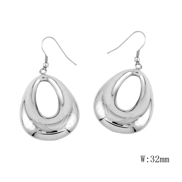 

L-24 2018 New listing Fashion Silver Simple Shiny little Crystal Stud Earrings Christmas gift 1 pair