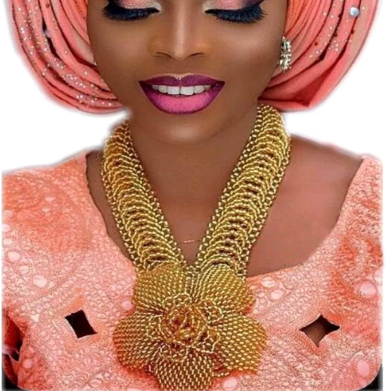 

Fashion Gold Flower Necklace Bridal Set 2023