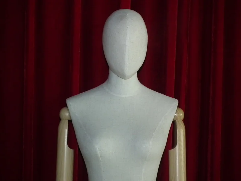 EMW-XGd04A+LH wrapped linen mannequin_3