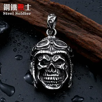 

Steel soldier men punk skull astronaut pendant necklace unique vintage jewelry for men as gift