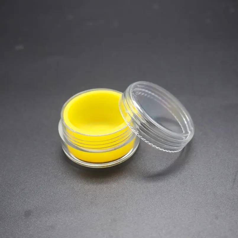 plastic container with silicone inside (9)