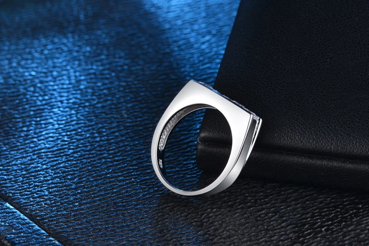 R3334 ring 720