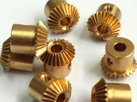 

2Pieces/Lot Inner hole:3mm 0.5M-18T Copper Bevel Gear Small Mini Module Gear