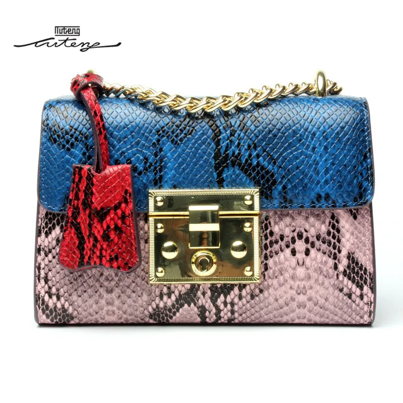

TU-TENG Flap Shoulder Bags Emboss Crossbody Chain Strap Patchwork Strap Bag Lady Patchwork Shoulder Crossbody Bags A84007L