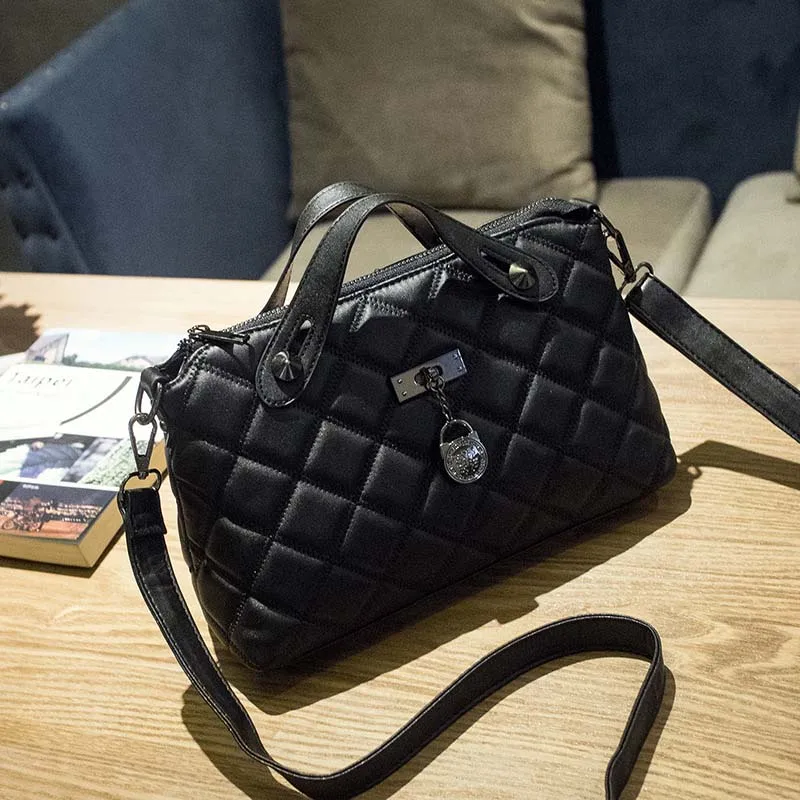 Fashion Women Luxury Leather Handbag Exquisite Female Famous Shoulder Bags Rivet Lady Crossbody Travel Casual Bolsa SS7092 (1)