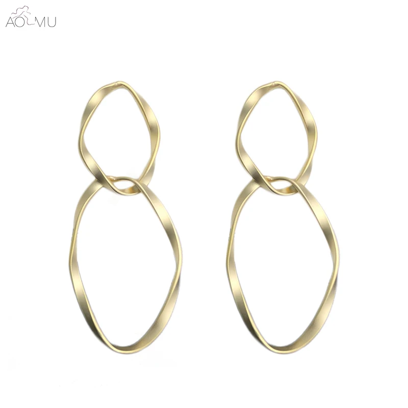 

AOMU New Simple Design Irregular Geometric Gold Link Chain Double Wave Twisted Matte Metal Big Oval Long Drop Earrings for Women