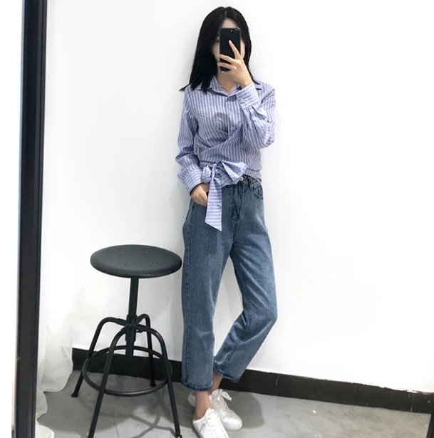 

Asymmetric long-sleeved skinny blouse with retro stripes J20190300026
