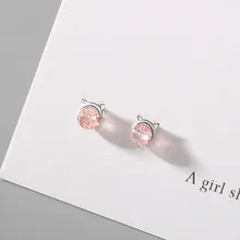 Серьги-гвоздики из стерлингового серебра 925 пробы с клубничкой из кварца с кошачьими ушками Изящные темпераментные женские милые серьги Z9150