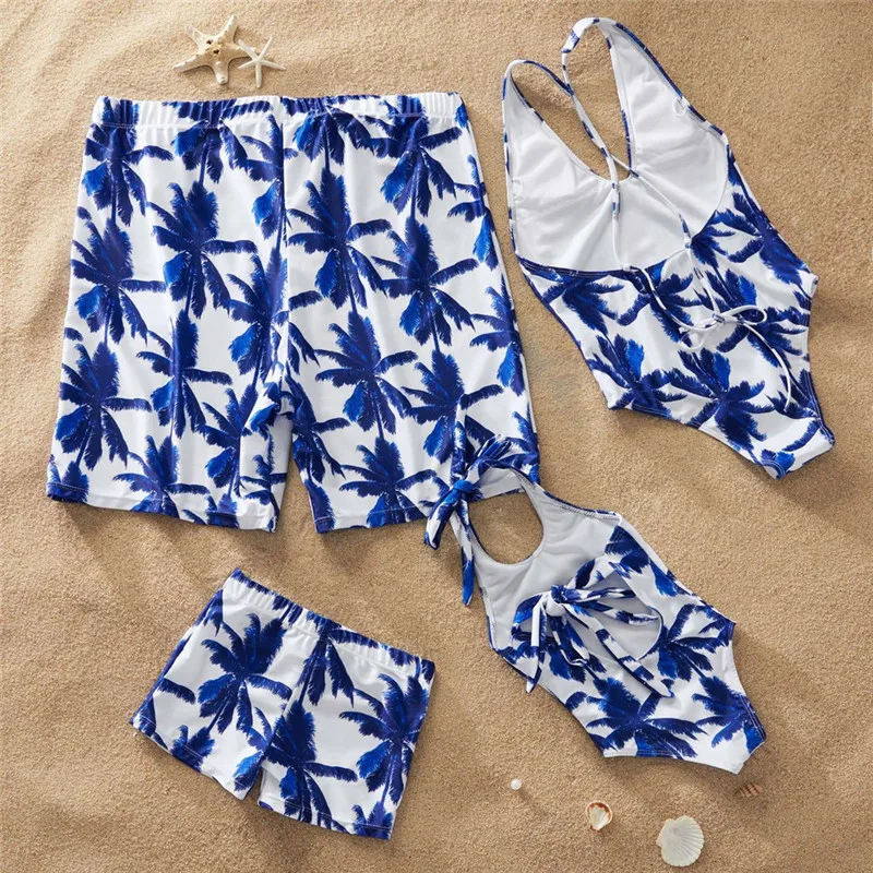 Sand-Beach-Family-Matching-Swimsuits-Mother-Daughter-Swimwear-Dad-Son-Swimming-Shorts-Mommy-and-Me-Clothes (1)