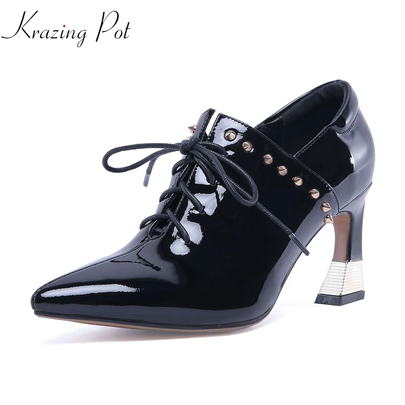 

Krazing Pot 2018 genuine leather rivets fastener pointed toe Rome lace up beauty strange high heels gladiator woman pumps L0f6