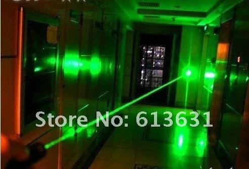 

2019 The Latest Green Laser Pointer 600000m High Power Focusable Can Burn Match,Burn Cigarettes,Pop Balloon,Lazer