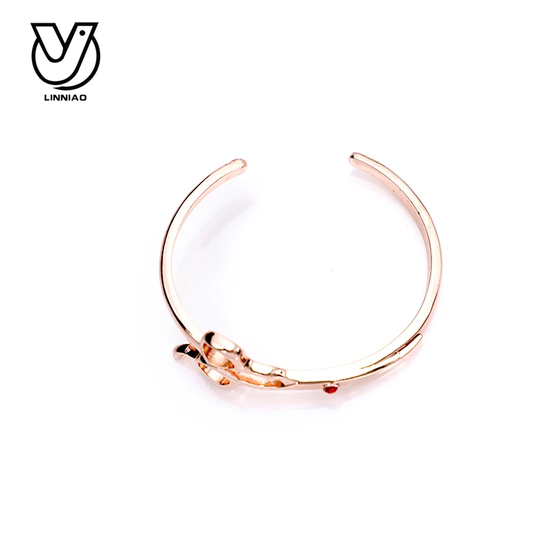 Fashion Women Bracelets & Bangles For Professional Hairdresser Designer Women Scissor Shape Bracelets Fashion Women Bracelets & Bangles For Professional Hairdresser Designer Women Scissor Shape Bracelets