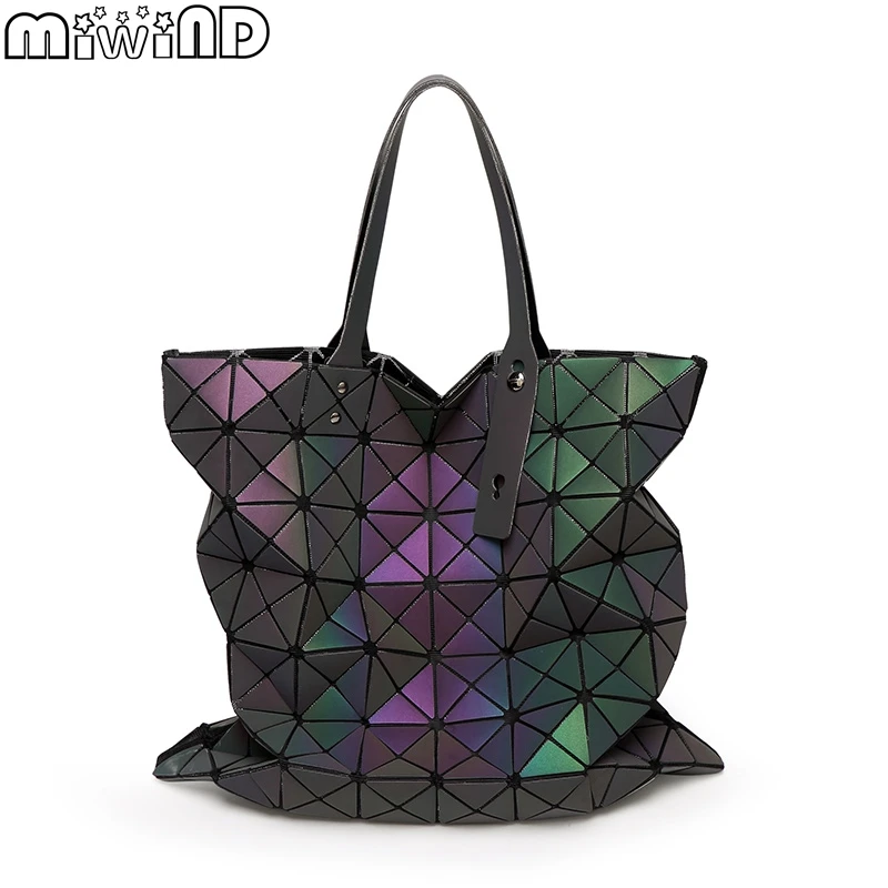 

MIWIND Famous Brands Women shoulder Bag Geometry Female Large Capacity Ladies Folding Bags Luminous Handbags PVC Casual Tote Bag
